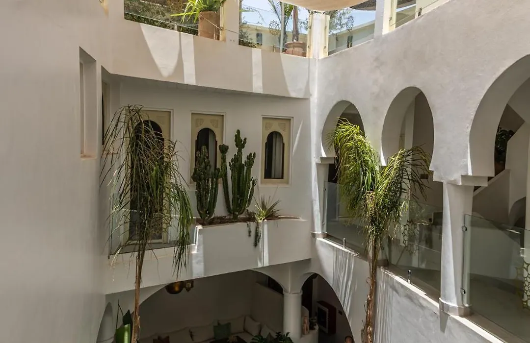 Riad Dar Blanche & Spa-1