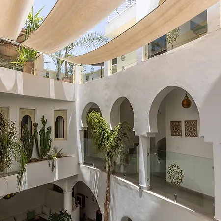 Riad Dar Blanche & Spa-2